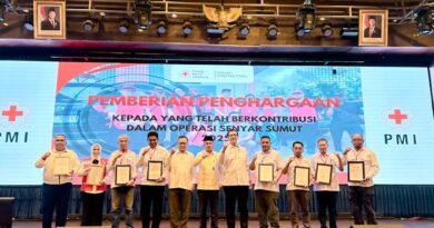 Hadiri Musprov XII PMI Sumut, Bupati Labuhanbatu Raih Penghargaan Atas Kontribusi Penanganan Bencana
