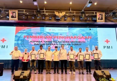 Hadiri Musprov XII PMI Sumut, Bupati Labuhanbatu Raih Penghargaan Atas Kontribusi Penanganan Bencana