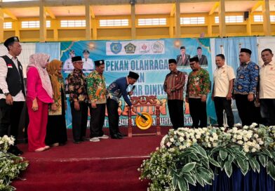 Plh Sekda Labuhanbatu Buka Porsadin VII, Dorong Lahirnya Santri Berpre