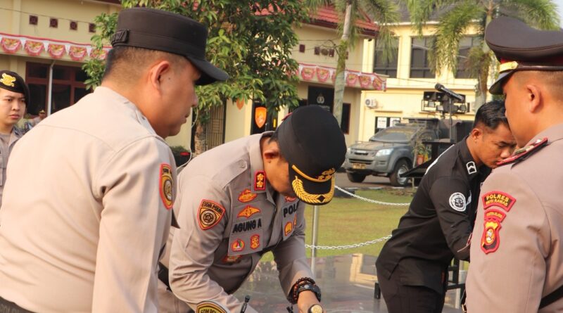Pimpin Sertijab Dua Kapolsek, Kapolres Musi Rawas Tekankan Pelayanan Humanis dan Hindari Penyalahgunaan Wewenang