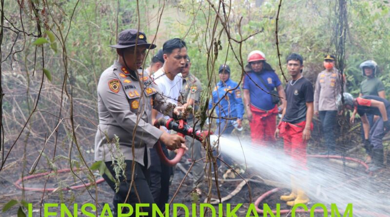 KAPOLRES MUSI RAWAS TURUN LANGSUNG PADAMKAN KARHTLA DI KAWASAN AGROPOLITAN